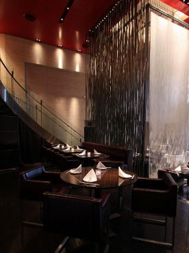 Oyster Bar & Charcoal Grill MAIMON EBISUの雰囲気1