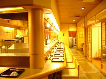 つな八 品川インターシティ店の雰囲気1