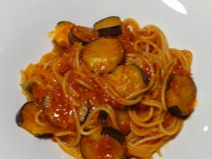 料理メニュー写真 森と木の子のスパゲティ/カレー風味のスパゲティ/ なすとトマトのスパゲティ