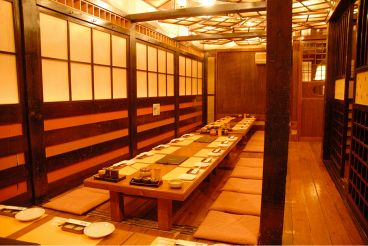 飯場 本店 錦の雰囲気1