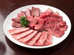 料理メニュー写真 トラジ盛り