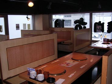 焼肉六甲 長田店の雰囲気1