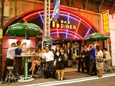 ティーズ ダイナー T's DINER 新橋店の雰囲気3