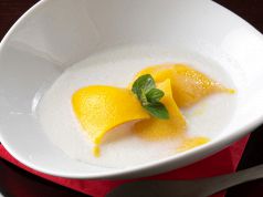 料理メニュー写真 マンゴープリン
