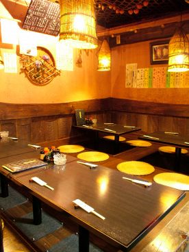 旬菜 魚料理 隠れ家居酒屋 でこ八 水道橋の雰囲気1