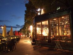 standing KUSHI bar 1380の写真