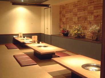 焼肉ロッヂ 西堀店の雰囲気1