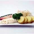 料理メニュー写真&nbsp;《もやし・いも・レンコン　各210円》　《あさり・華味鳥モモ肉　各735円》　