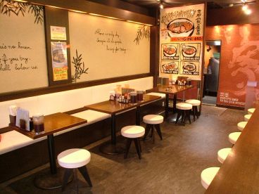 よってこや 木場店の雰囲気1