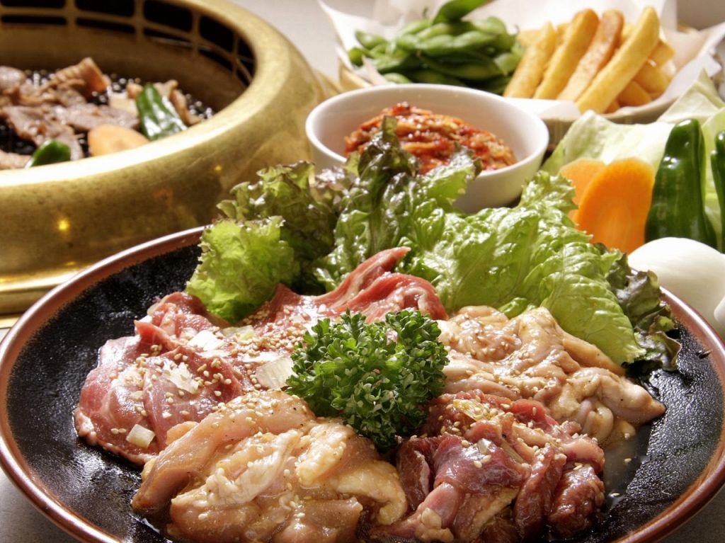 こだわりの逸品料理や自慢の焼肉を堪能!宴会にお勧めの『THE宴会』120分食べ飲み放題3500円⇒3200円