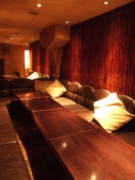 なもバー ナゴヤ モダン バー NAGOYA MODERN BARの雰囲気1