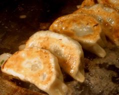 料理メニュー写真 自家製手作り餃子