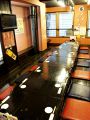骨付鳥専門店 釜焼鳥本舗 おやひなや 三宮店の雰囲気1