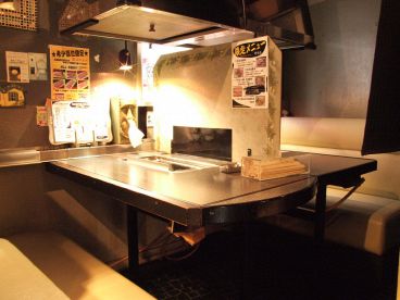 牛ちろ 焼肉問屋の雰囲気1