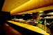 カウンターが特等席!