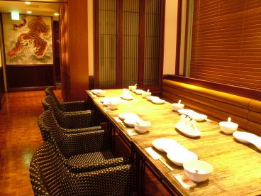 紅虎餃子房 川崎チッタ店の雰囲気1
