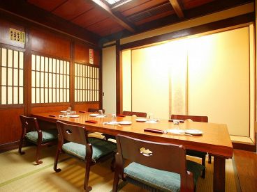民芸酒房 牧水の雰囲気1
