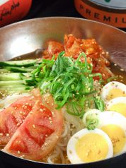 料理メニュー写真 榮華亭特製冷麺(ハーフ/レギュラー)
