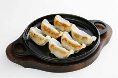 料理メニュー写真&nbsp;「つぼ八特製」焼餃子