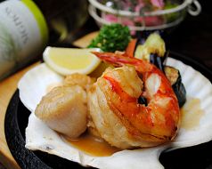 料理メニュー写真&nbsp;[洋]海老と帆立のバター焼き