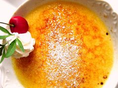 料理メニュー写真 自家製 プチプチバニラのパリパリクレームブリュレ