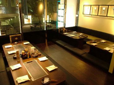 はんぞう 名古屋TV塔前店 鉄板居酒屋の雰囲気1