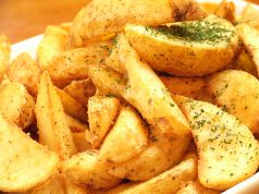 料理メニュー写真 スパイシーポテト
