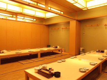 手羽屋 福岡本店の雰囲気1