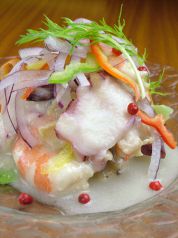料理メニュー写真&nbsp;海の幸サラダ　ラシク風