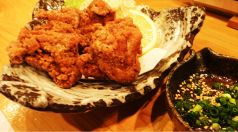 料理メニュー写真&nbsp;若鶏唐揚げ香味ソースがけ