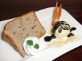 料理メニュー写真&nbsp;あずきのシフォンケーキ・バニラごまソース添え【コーヒー又は紅茶付】