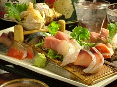 料理メニュー写真&nbsp;肴や盛り(２～３人前)