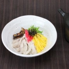 料理メニュー写真 特製出汁の鶏飯 / 鶏油麺