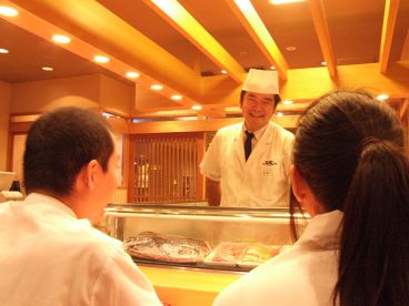 築地 すし源 本店 秋葉原UDXレストラン街の雰囲気1