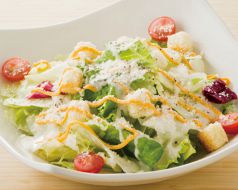 料理メニュー写真&nbsp;■いろいろチーズのこだわりシーザーサラダ