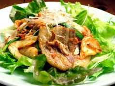 料理メニュー写真 豚肉とキムチの炒め物