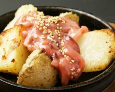 料理メニュー写真&nbsp;じゃが芋塩辛バター 