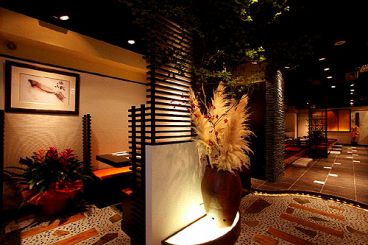 えちご神楽坂店 和風ダイニングバーの雰囲気1