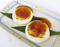 料理メニュー写真 チーズ入り芋もち