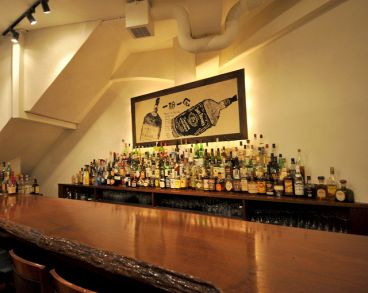 日比谷 バー Bar 新宿4号店の雰囲気1