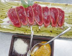 料理メニュー写真 蝦夷鹿のたたき