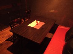 仕切りを入れると個室チックになります。