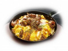 料理メニュー写真&nbsp;とろ～り卵の牛すじデミグラスソース