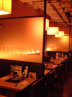 地鶏や 新宿パレットビル店の雰囲気1
