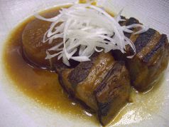 料理メニュー写真&nbsp;茶美豚の角煮と大根