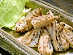 料理メニュー写真&nbsp;やげん軟骨の炙り焼き