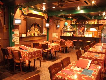 ヒラ Hira 江坂店 Indian レストラン バー Barの雰囲気1
