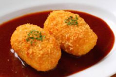 料理メニュー写真 緑黄色野菜のチーズリゾットクロケッタ