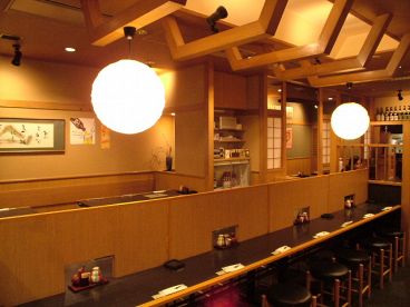 一番どり 新宿パークタワー店の雰囲気1