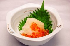 料理メニュー写真&nbsp;緑豆枝豆/イクラおろし/チーズちくわ/ぱりぱりえびせん/冷奴イクラのせ/たこわさび